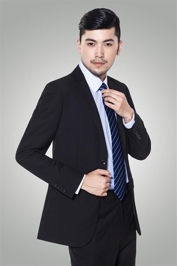 卢谦靖 灯光与摄影艺术负责人